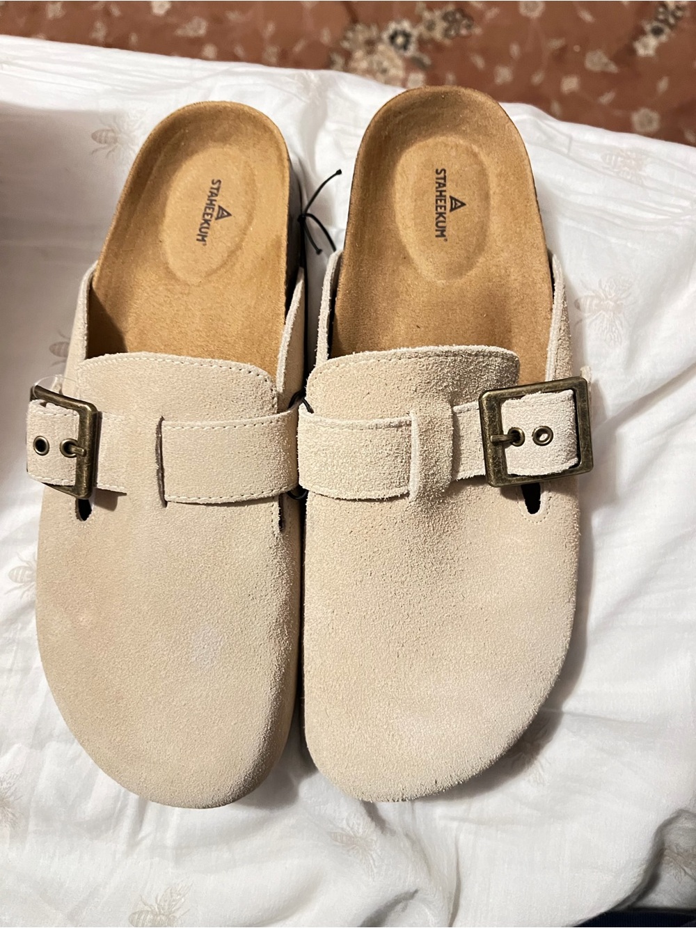 Stålekokh Suede Clog Mules in Beige